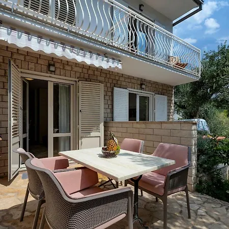Zovko Apartamento *
