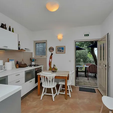 Zovko Apartamento *
